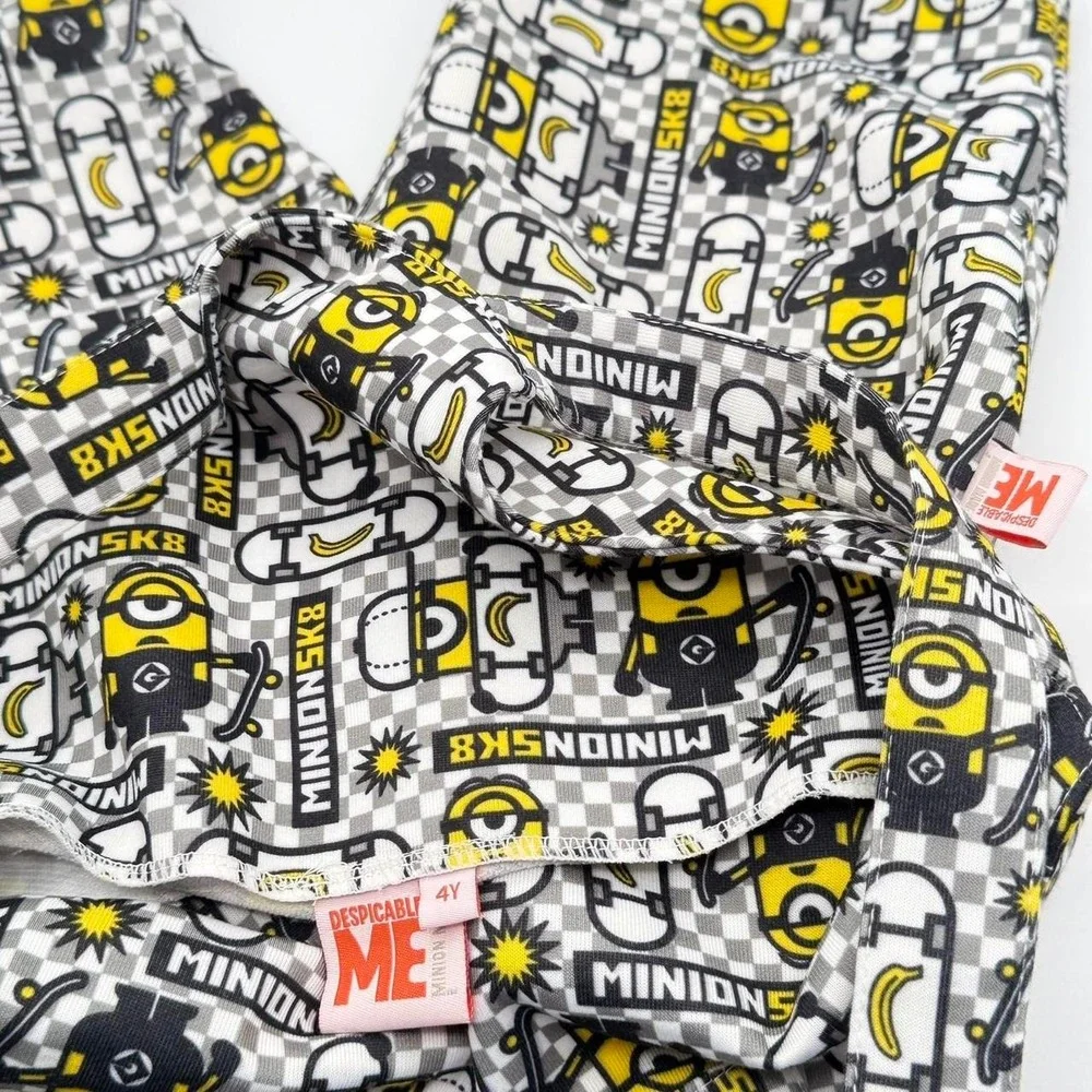 Despicable Me Minions Skateboard Print Kids Short Overalls Size 4Y Multicolor